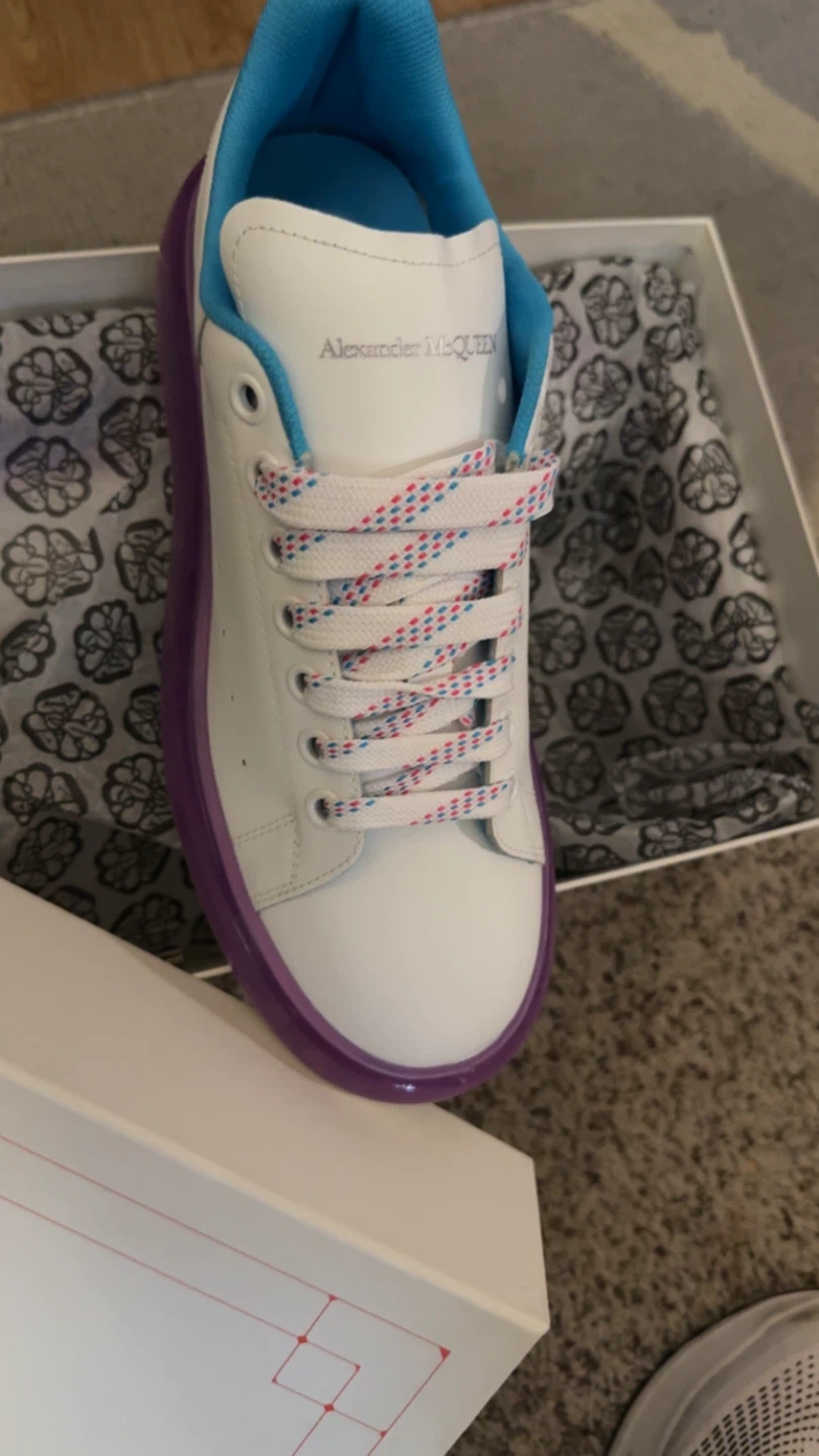 Alexander McQueen Oversized Sneaker White/Purple/Blue