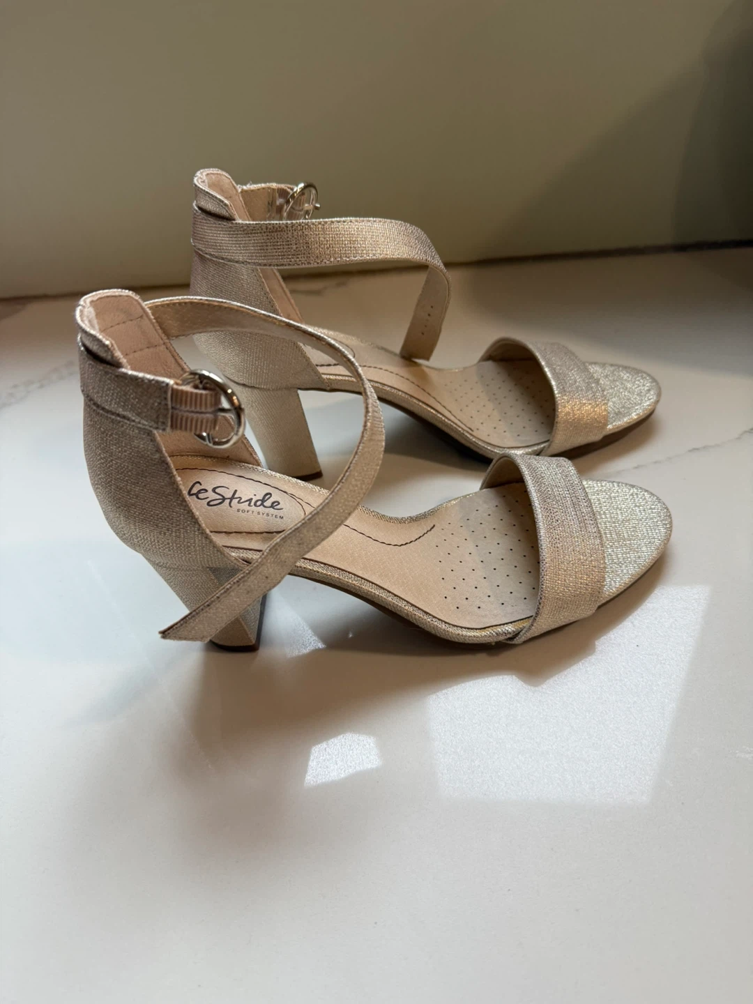 Lifestride sandals metallic