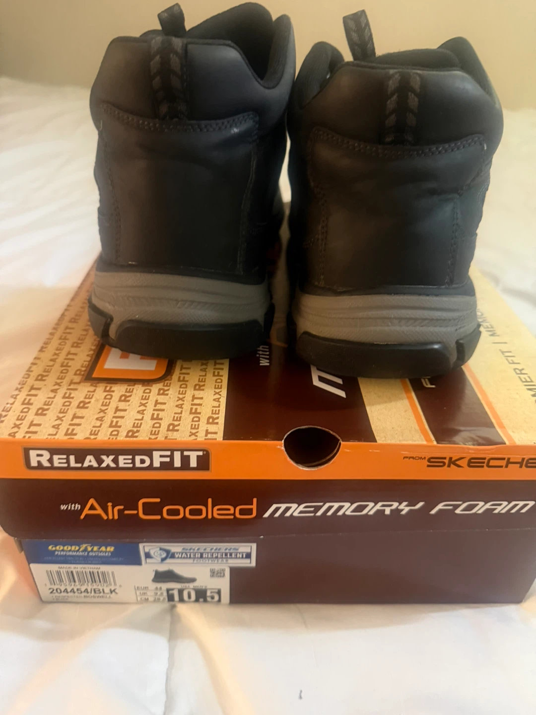 Skechers Relaxed Fit Waterproof Memory Foam Boots Size 10.5 - photo 3