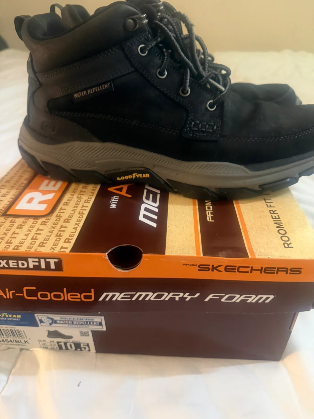 Skechers Relaxed Fit Waterproof Memory Foam Boots Size 10.5 - photo 5