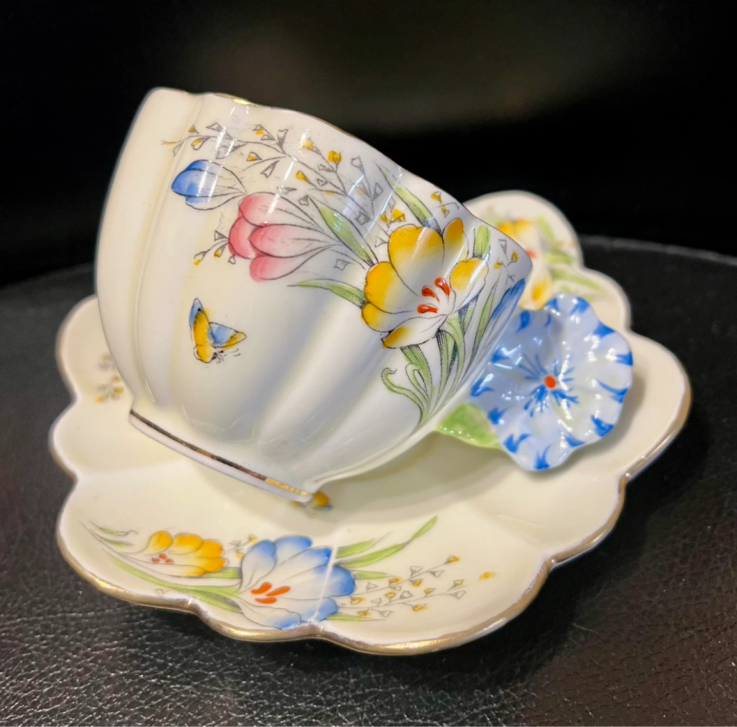 Vintage Paragon rare English Floral Teacup and Saucer Set - photo 4