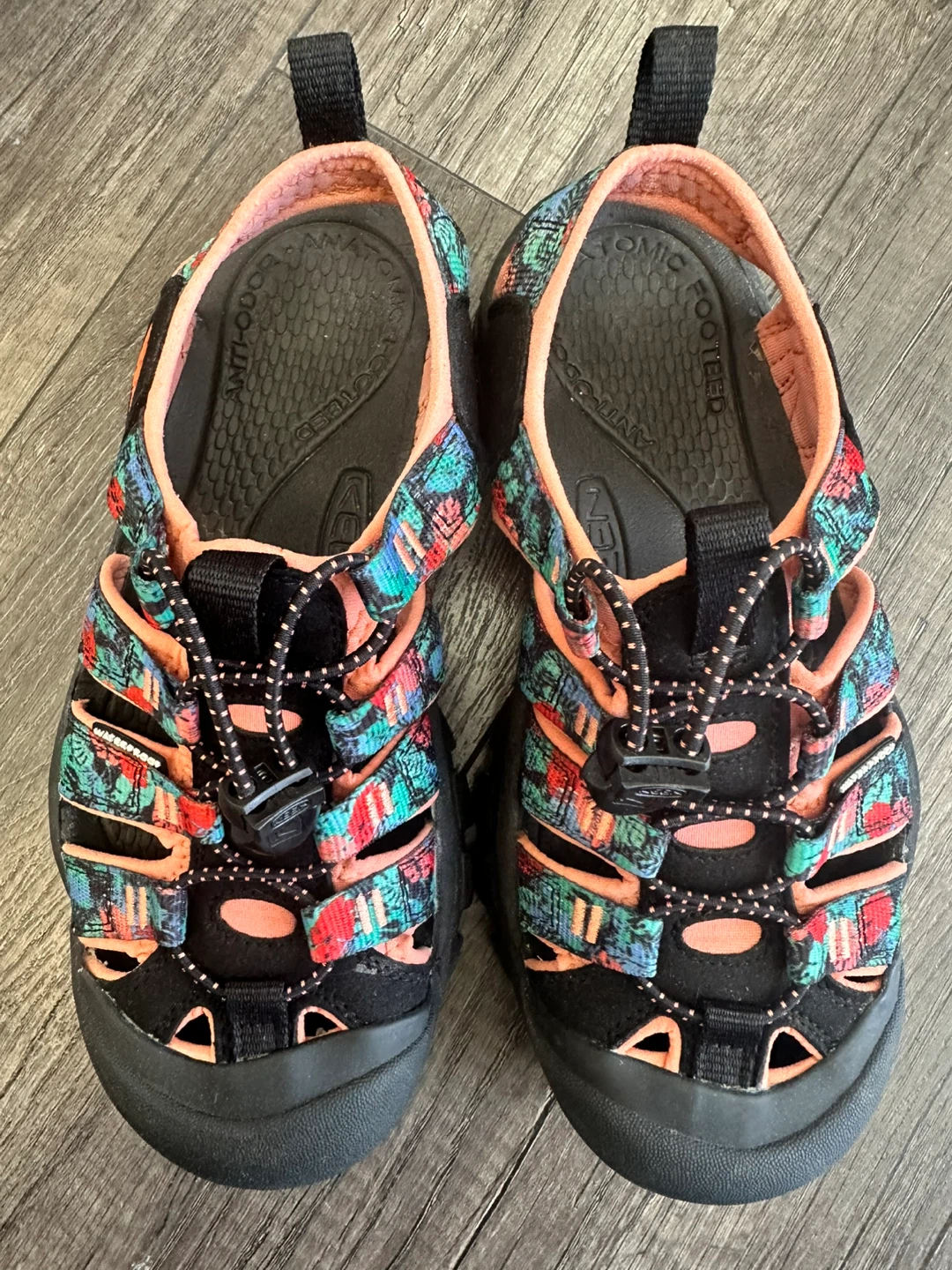 KEEN Water Sandals - Size 6 US - photo 4