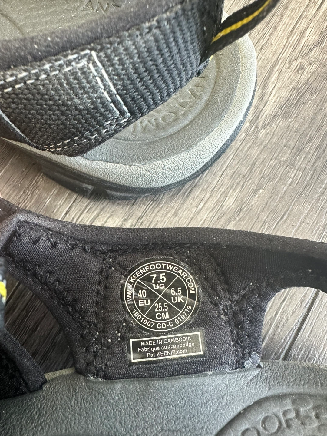 KEEN Newport H2 Water Sandals - Size 7.5 US / 6.5 UK - photo 2