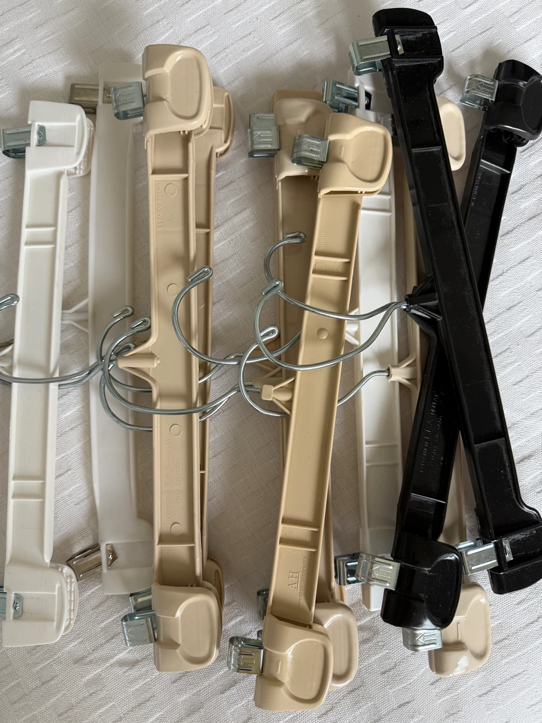 Clip Hangers (Set of 6)