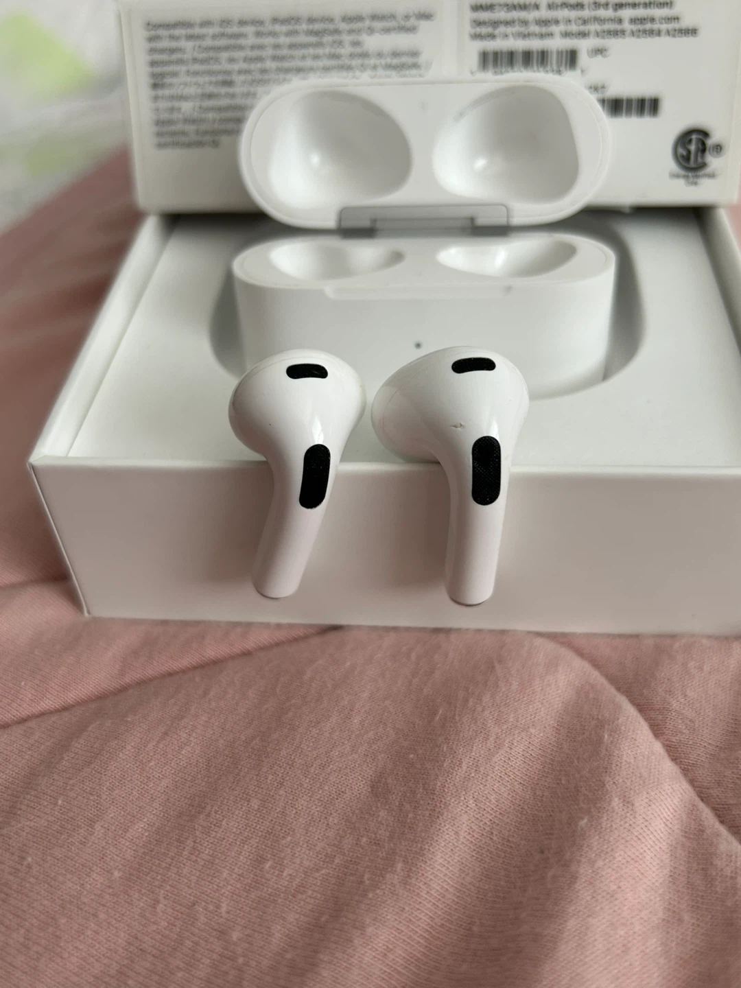 Apple AirPods (3rd generation) - White - photo 3