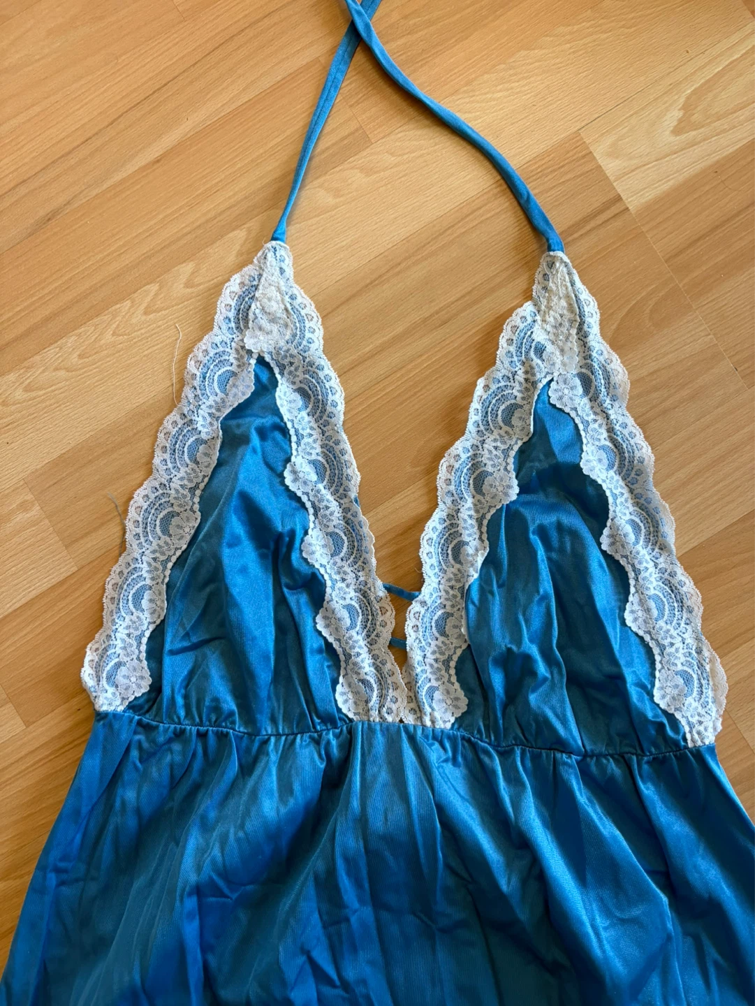 Women’s Night Gown Blue  Size Medium $5 firm - photo 2