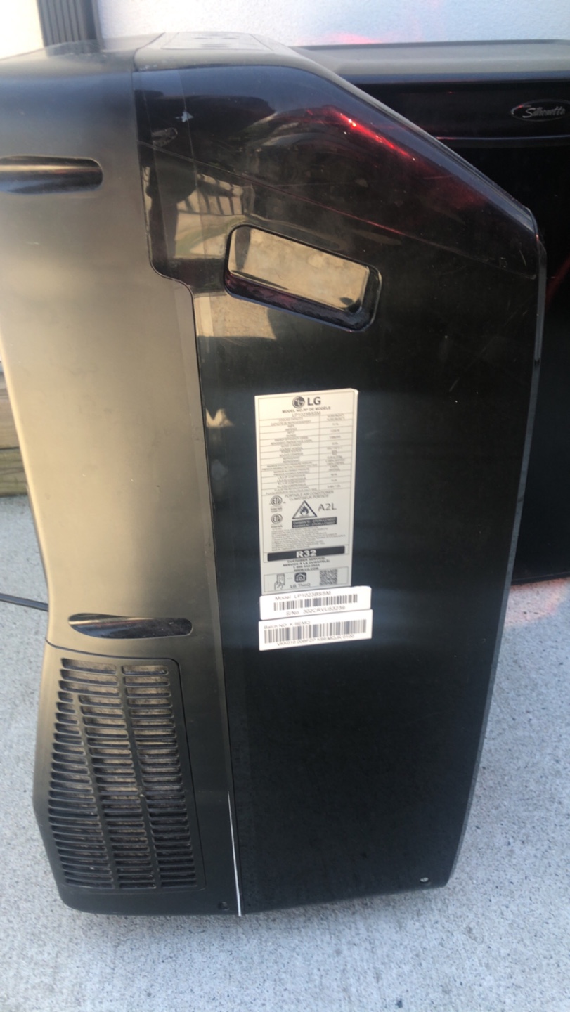 LG Portable Air Conditioner - photo 3