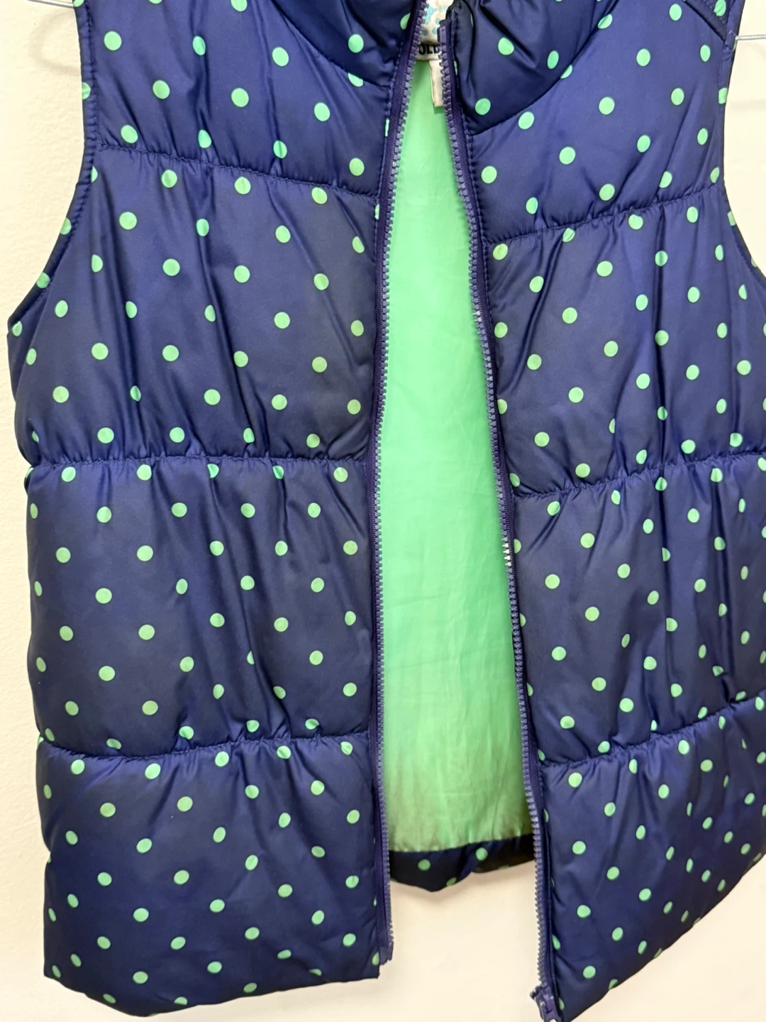 Old Navy Girls' Puffer Vest - Navy with Green Polka Dots - photo 3