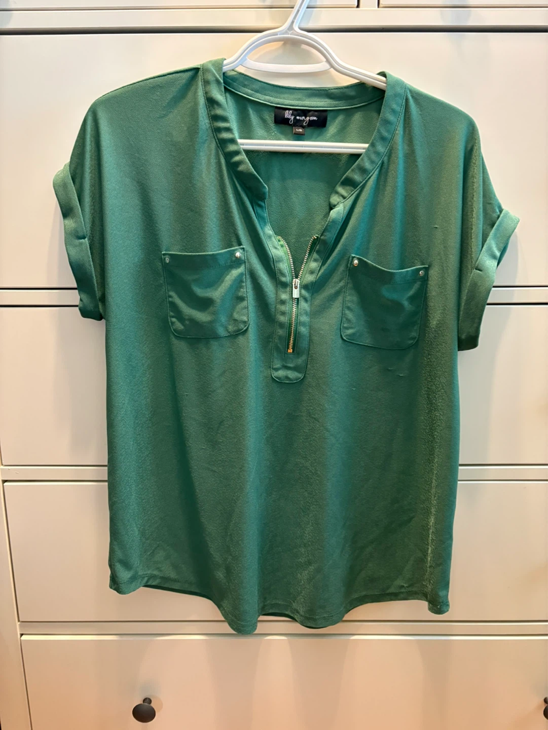 Women’s Shirt Size Large $5 firm