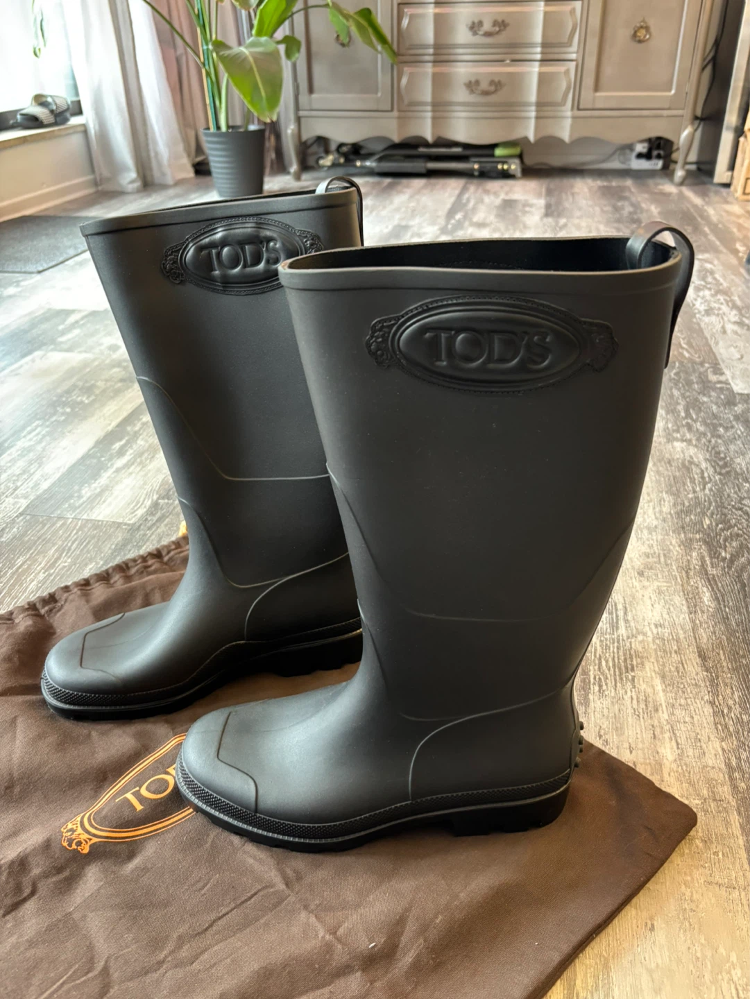 Brand New TOD'S Men’s Black Rubber Rain Boots - photo 2