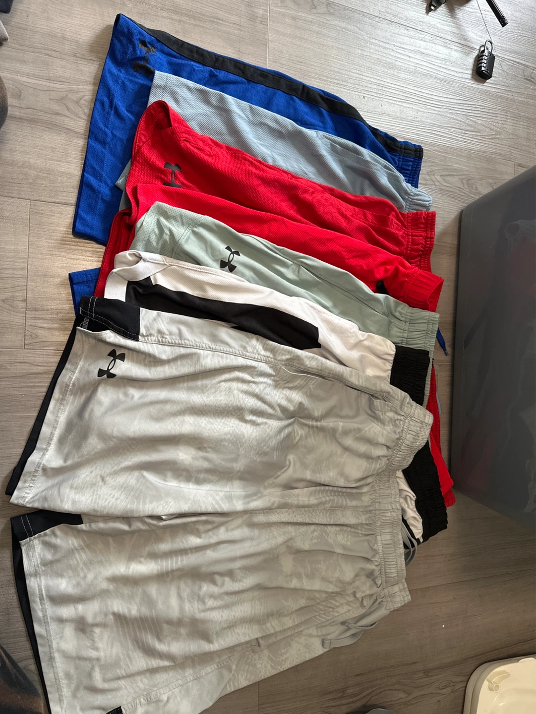 Bundle of athletic shorts (Nike, Under Armour)