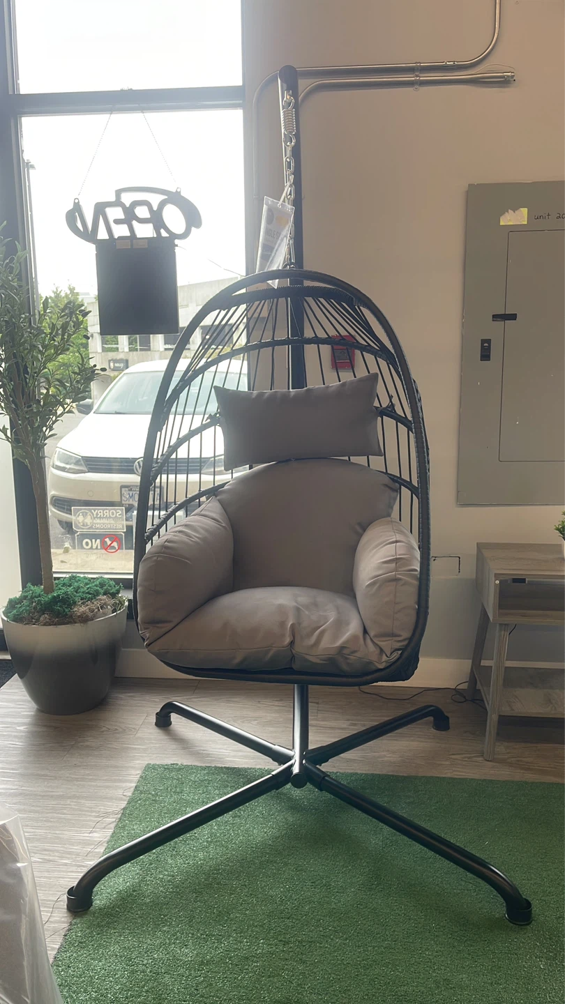 SINGLE SWING OUTDOOR/INDOOR FOR SALE!!