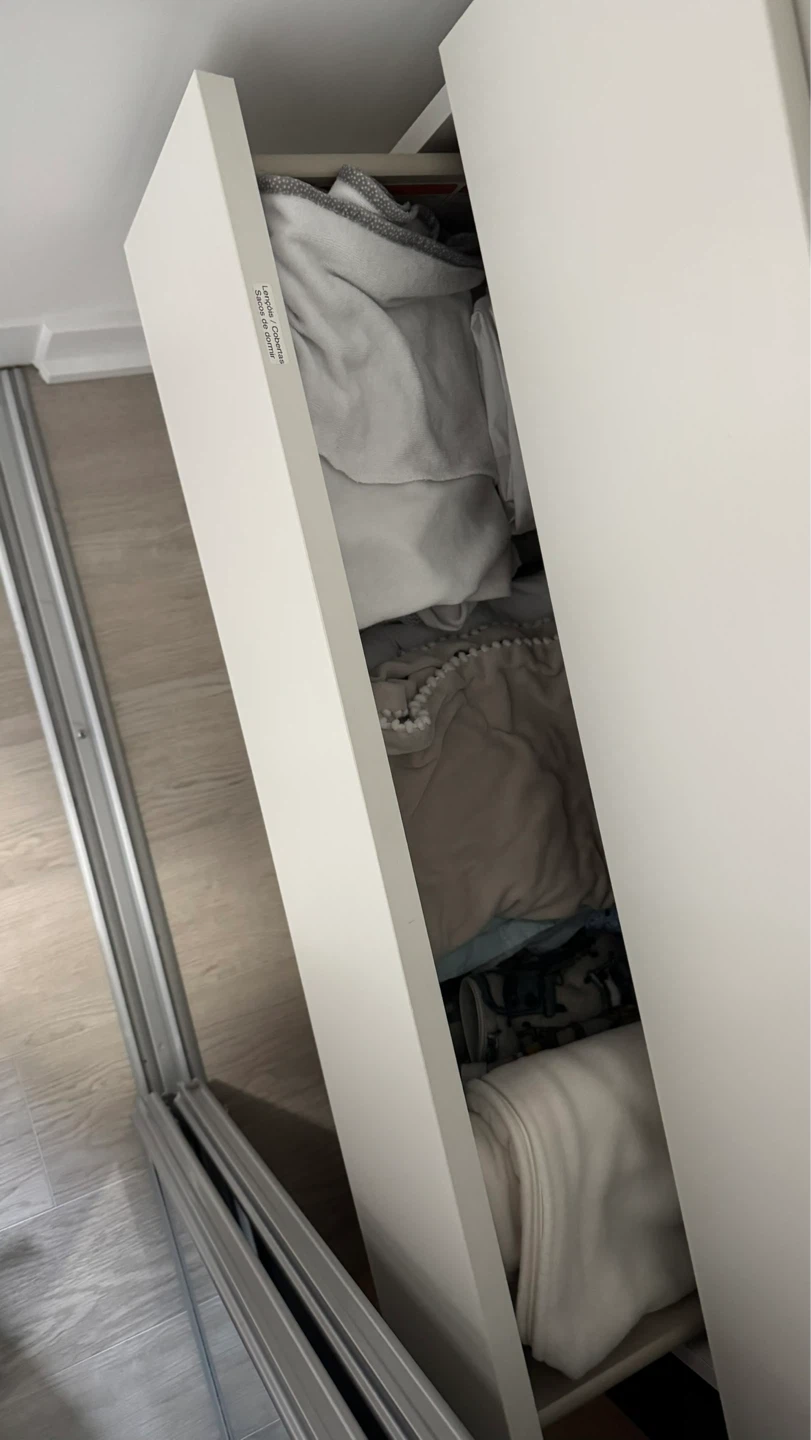 White IKEA MALM 3-drawer chest - photo 2