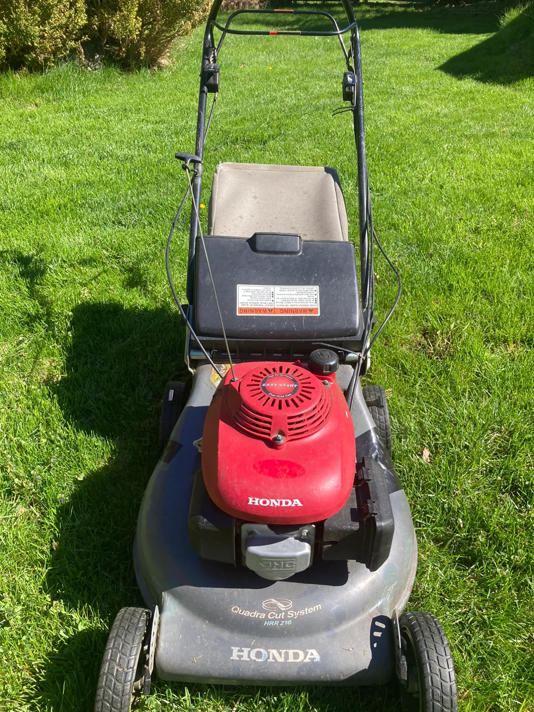 Honda HRR216 Lawnmower with Quadra Cut System