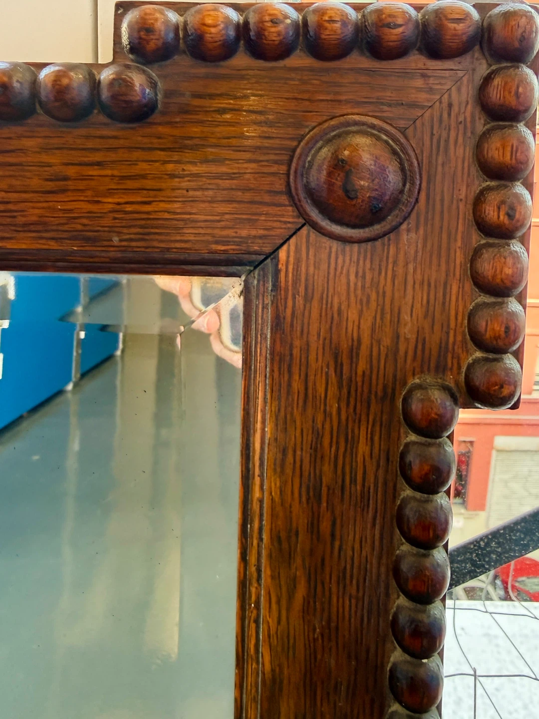 Large Antique Art Deco Oak Bevelled Mirror. H. 91.4cm - photo 2