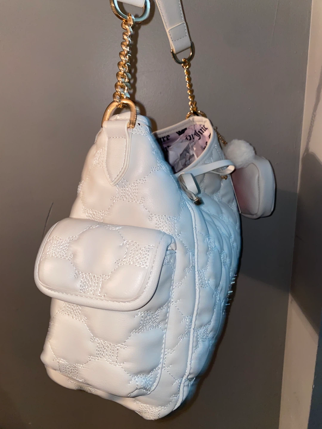 Juicy Couture White Demure Hobo Handbag with Charm - photo 3