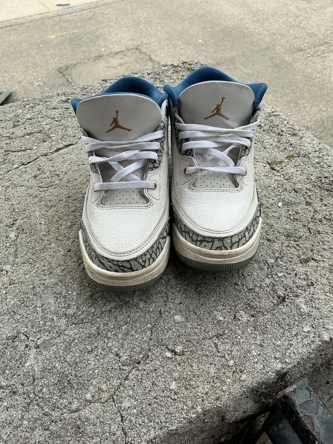 Air Jordan 3 Retro White Blue Elephant Print Kids Shoes - photo 2