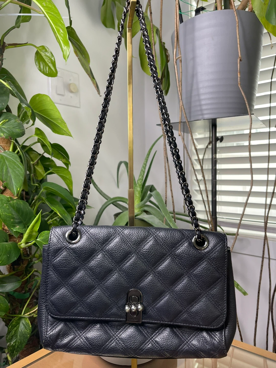 LOVCAT Black Quilted Chain Shoulder Bag