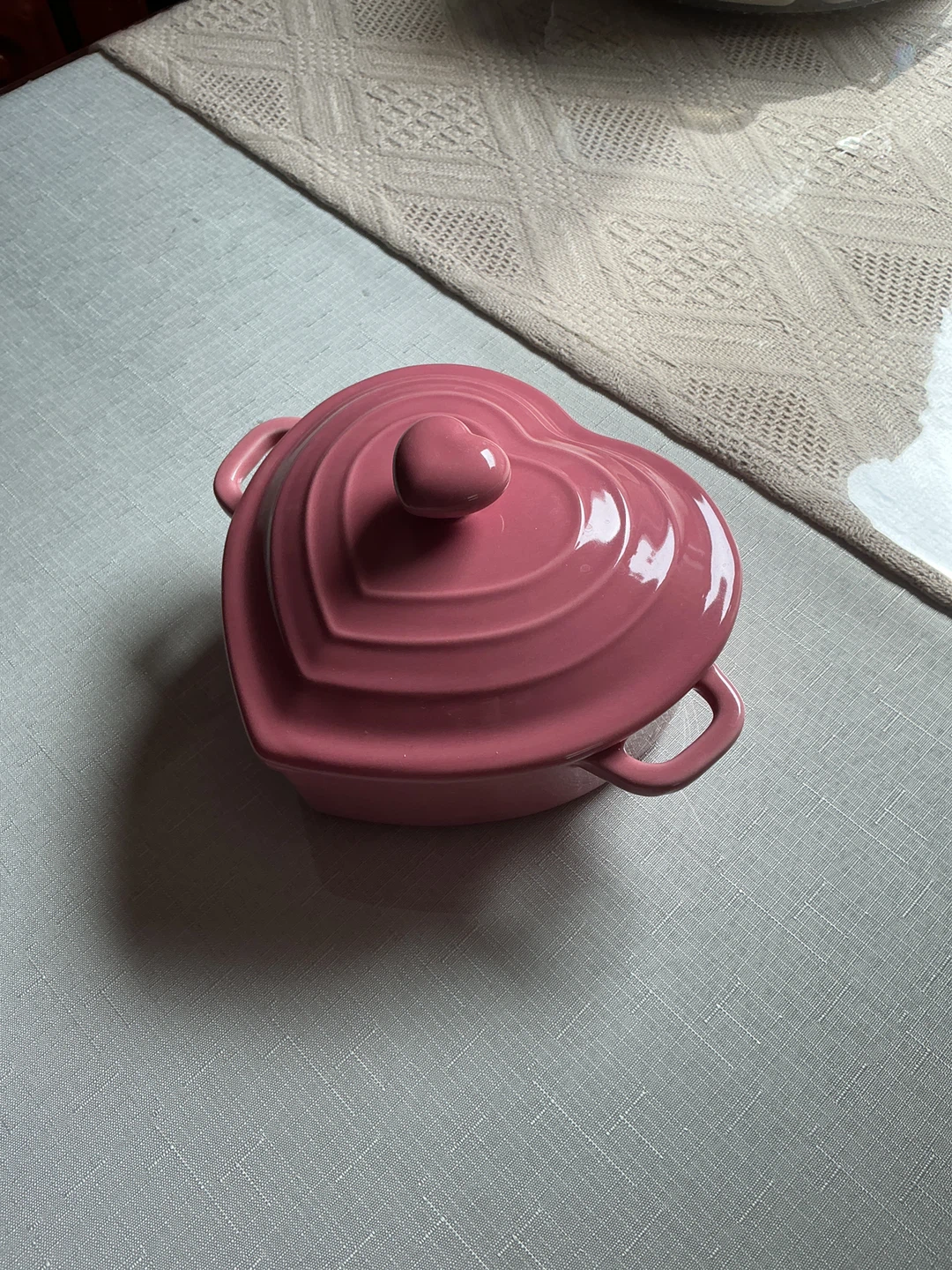 Pink Heart Shaped Covered Pot - photo 2