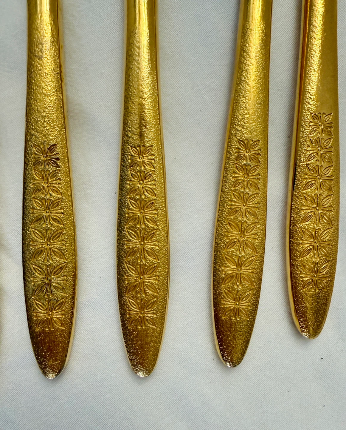 Nasco Gold Plated Stainless Steel Flatware – 99 pieces