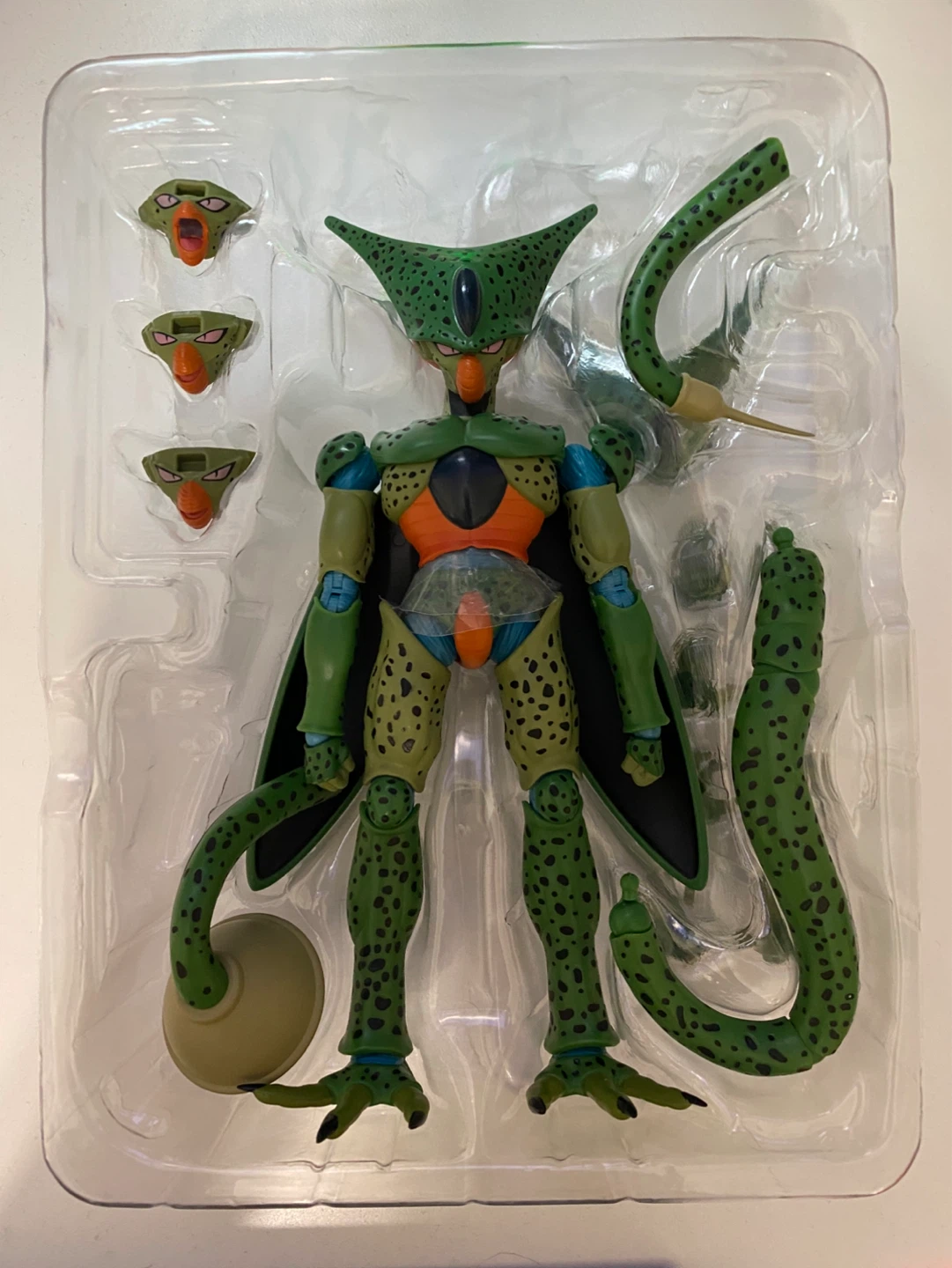 SH Figuarts Dragon Ball Z Cell First Form Reissue - photo 4