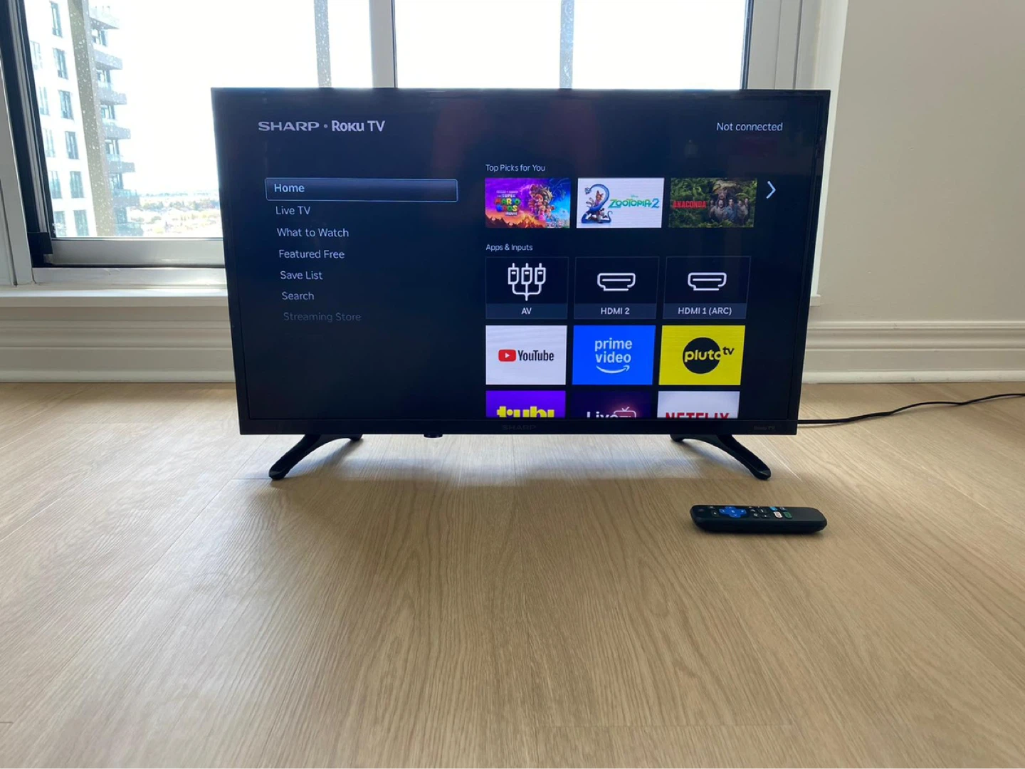Sharp Roku TV 32" HD 1080p Smart TV