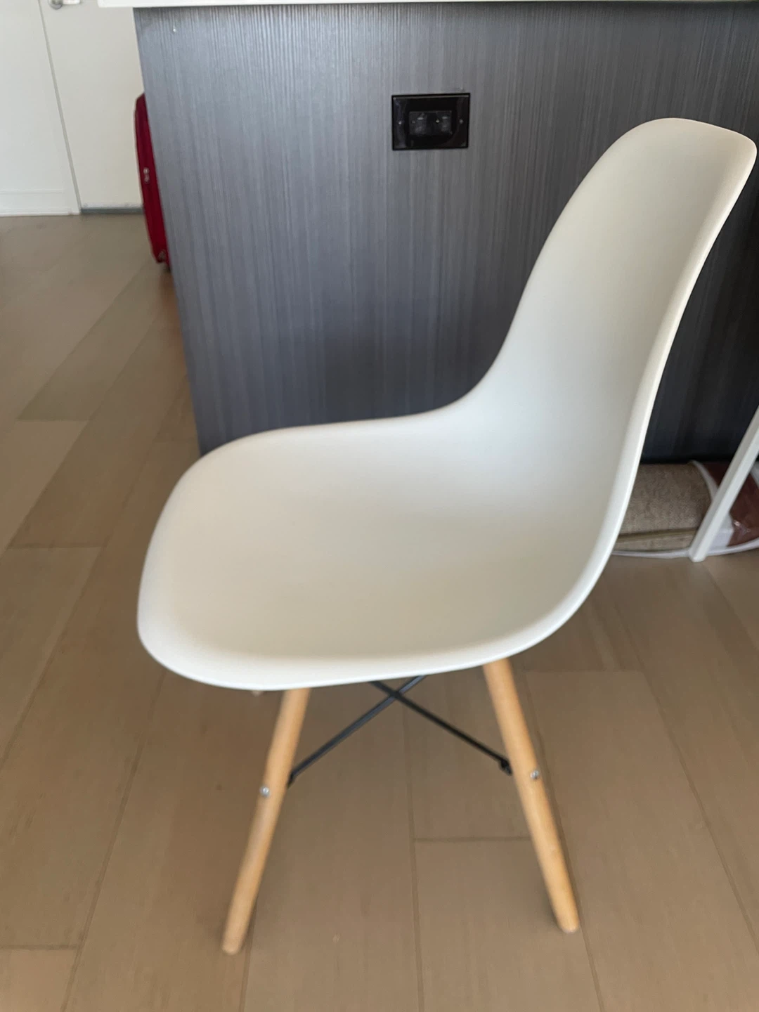 White Molded Accent Chair with Wood Legs