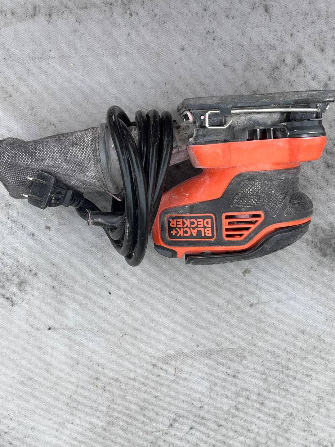 Black+Decker 1/4 sheet Sander