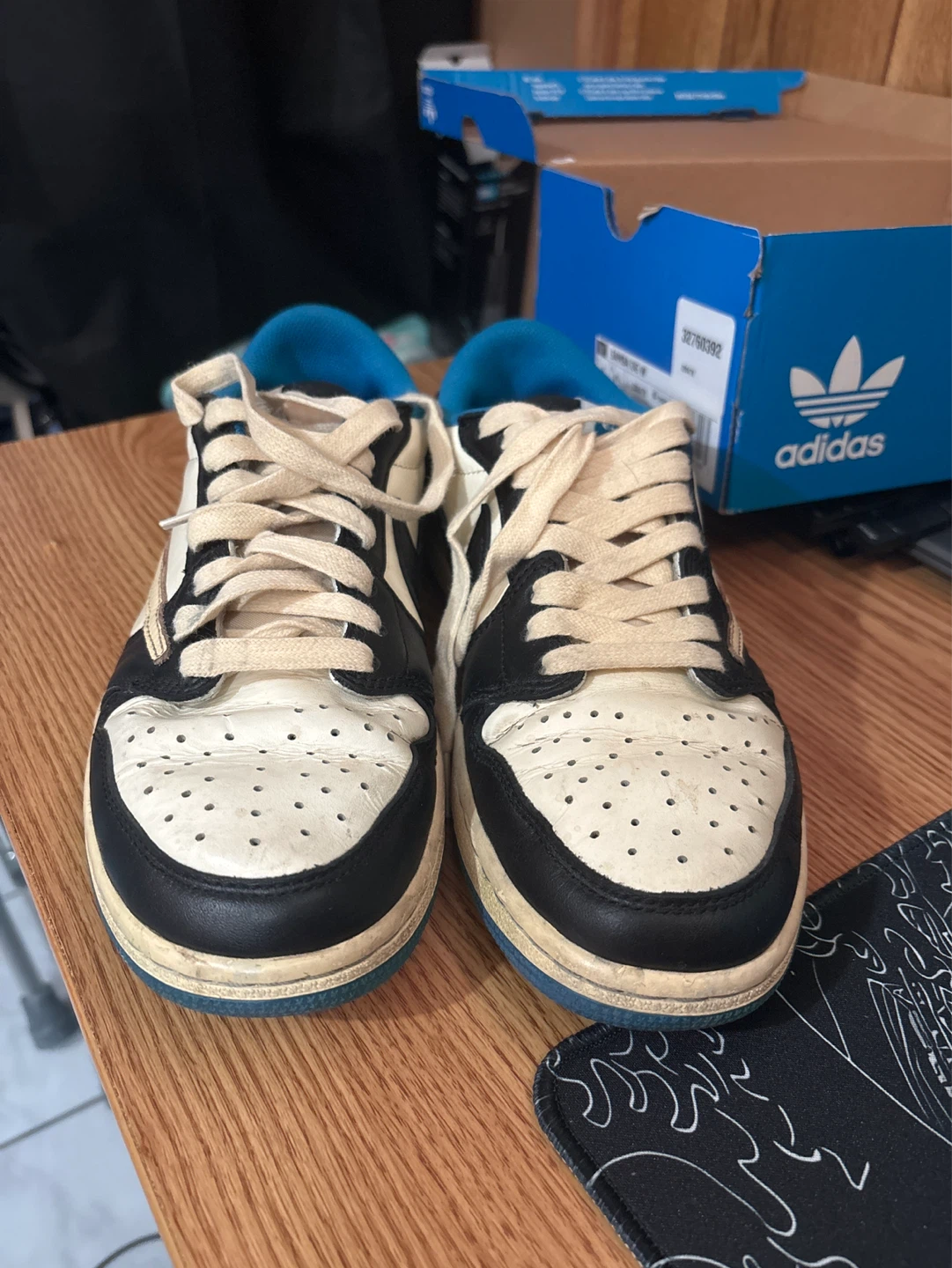 Nike Air Jordan 1 Low OG SP Travis Scott x Fragment - photo 2