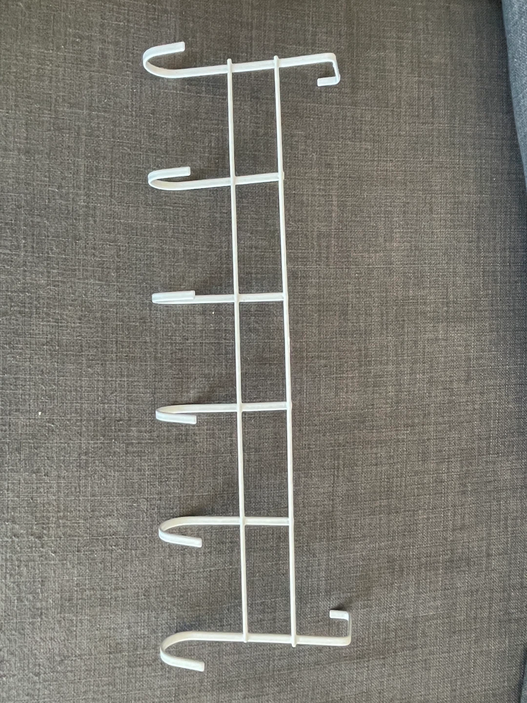White and black Wire Wall Rack with Hooks - photo 2