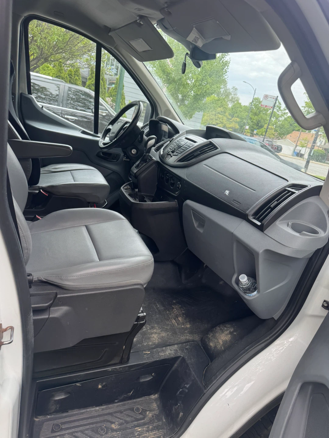White Ford Transit Cargo Van 350 - photo 5