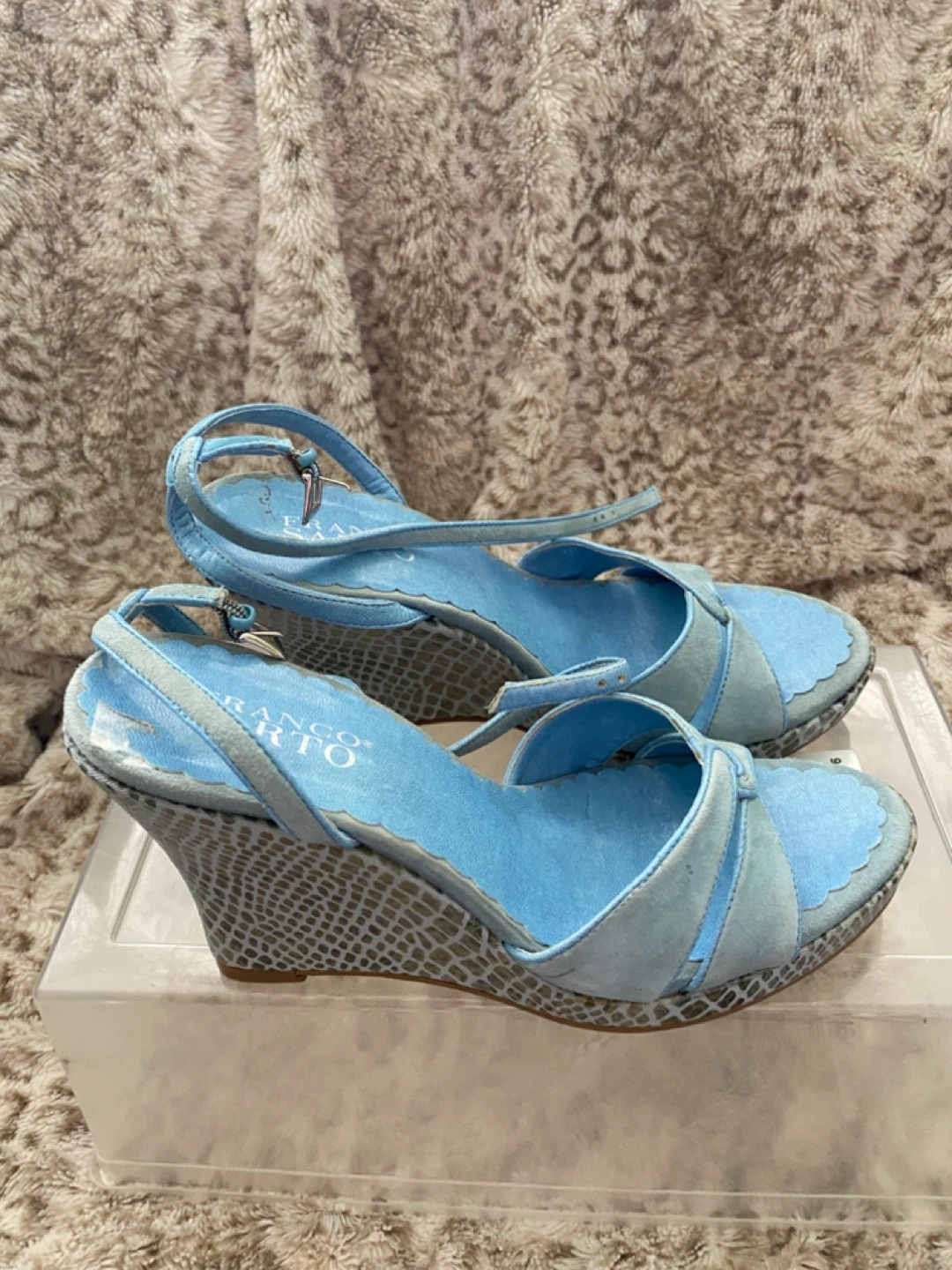 Franco Sarto Blue Suede Wedge Sandals 7 1/2 - photo 2
