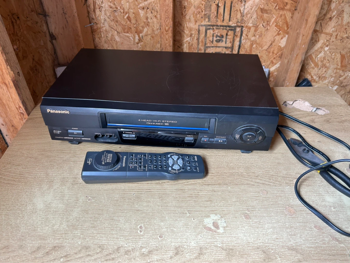 Panasonic 4 Head Hi-Fi Stereo VCR with Remote