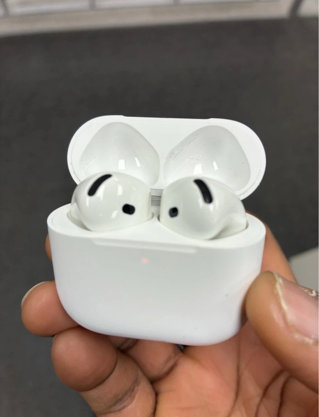 Apple AirPods 4rd Generation