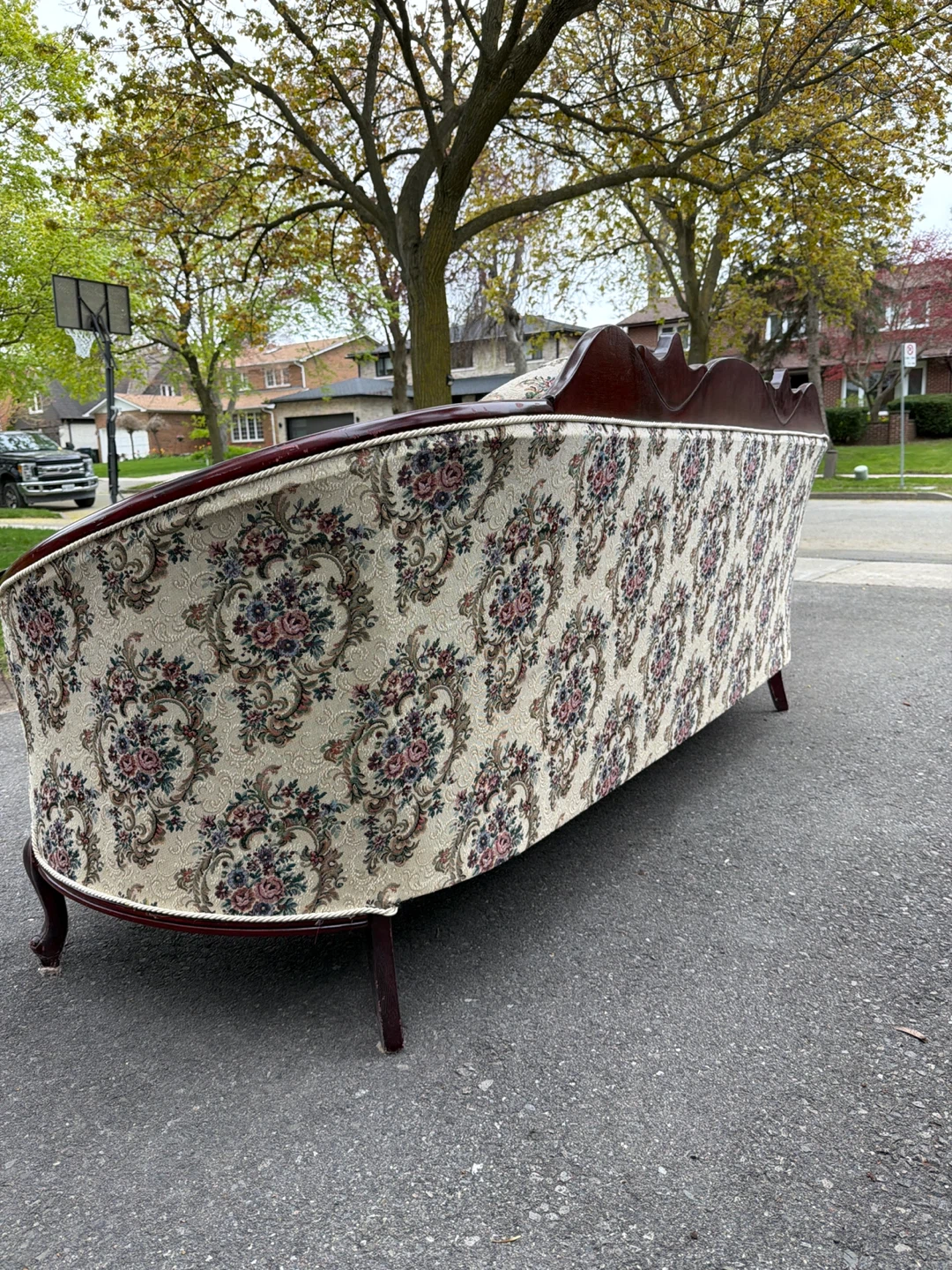 Vintage Floral Sofa and Loveseat Set - photo 5