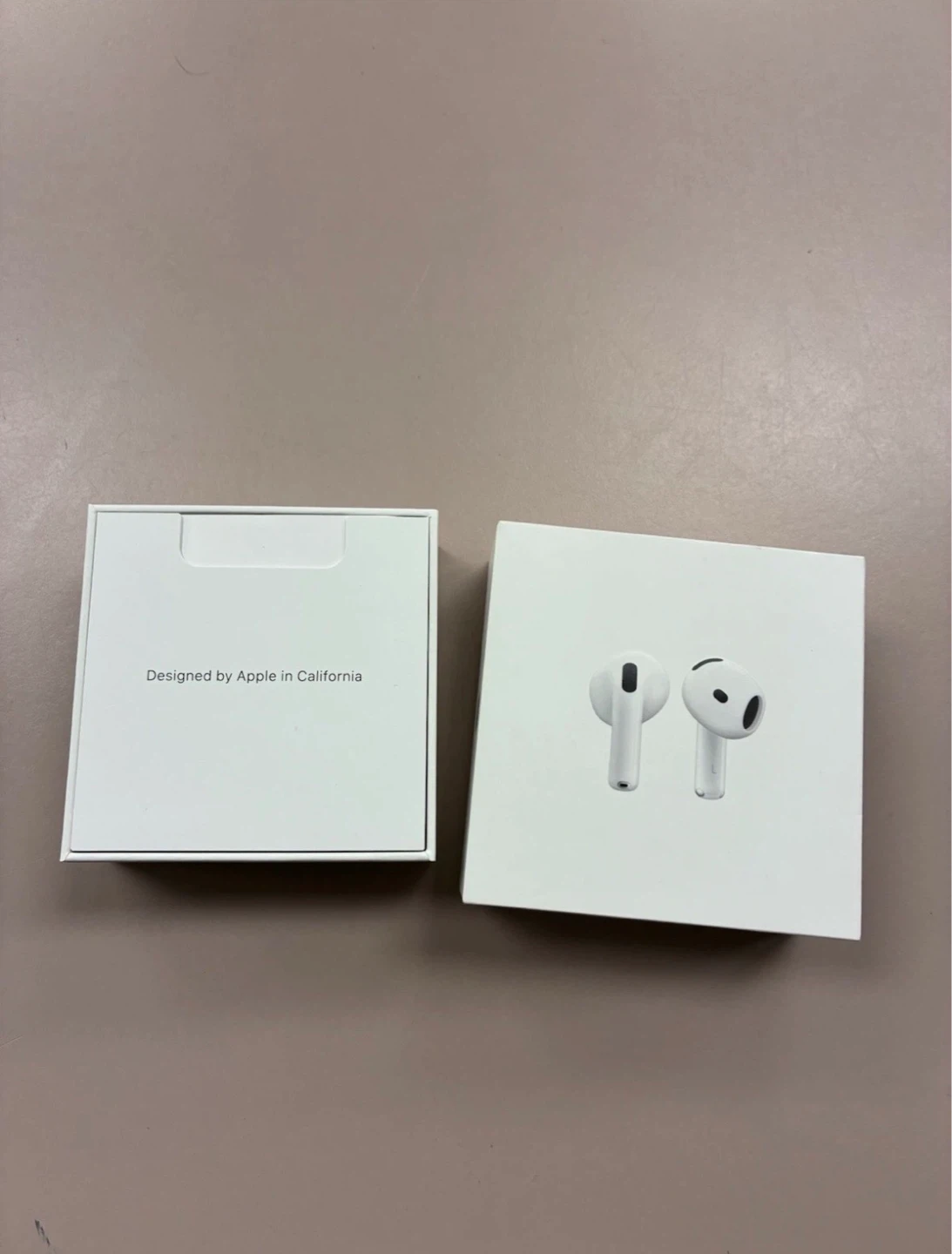 Apple AirPods 4rd Generation