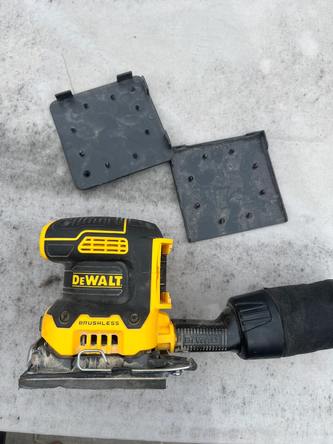 DEWALT 20V MAX XR Palm Sander