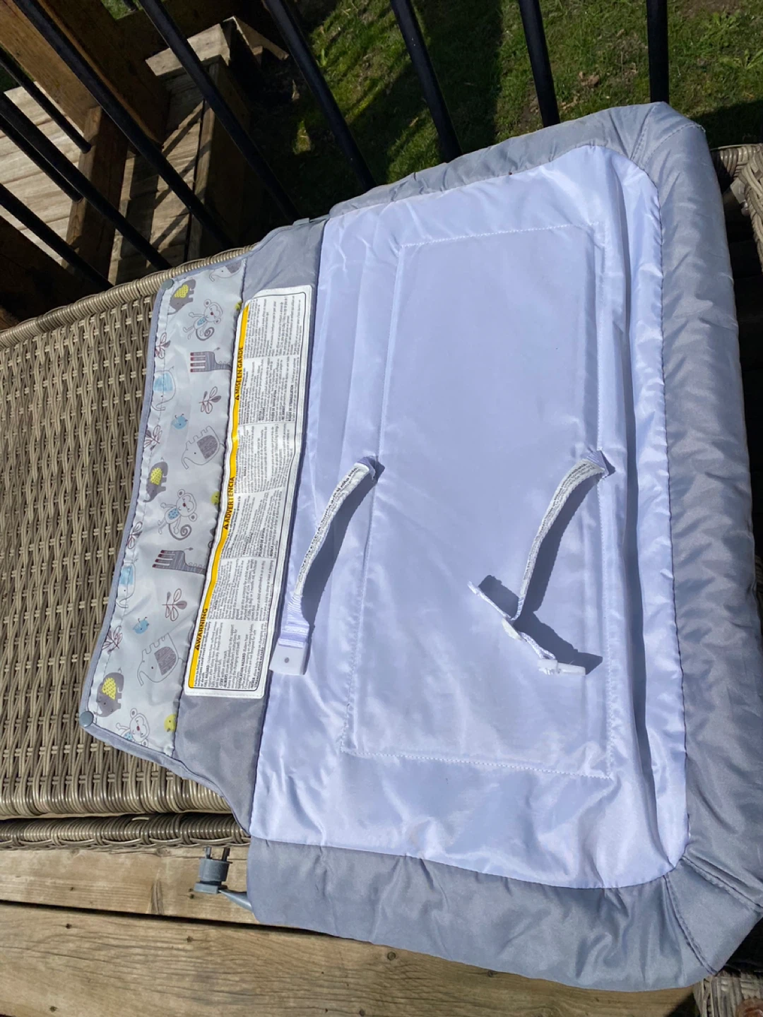 Baby Playpen / Pack n Play with Mat - photo 2