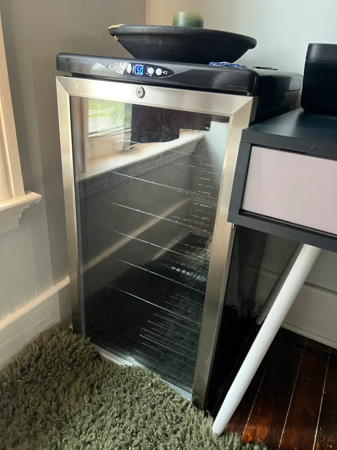 Glass Door Wine Refrigerator