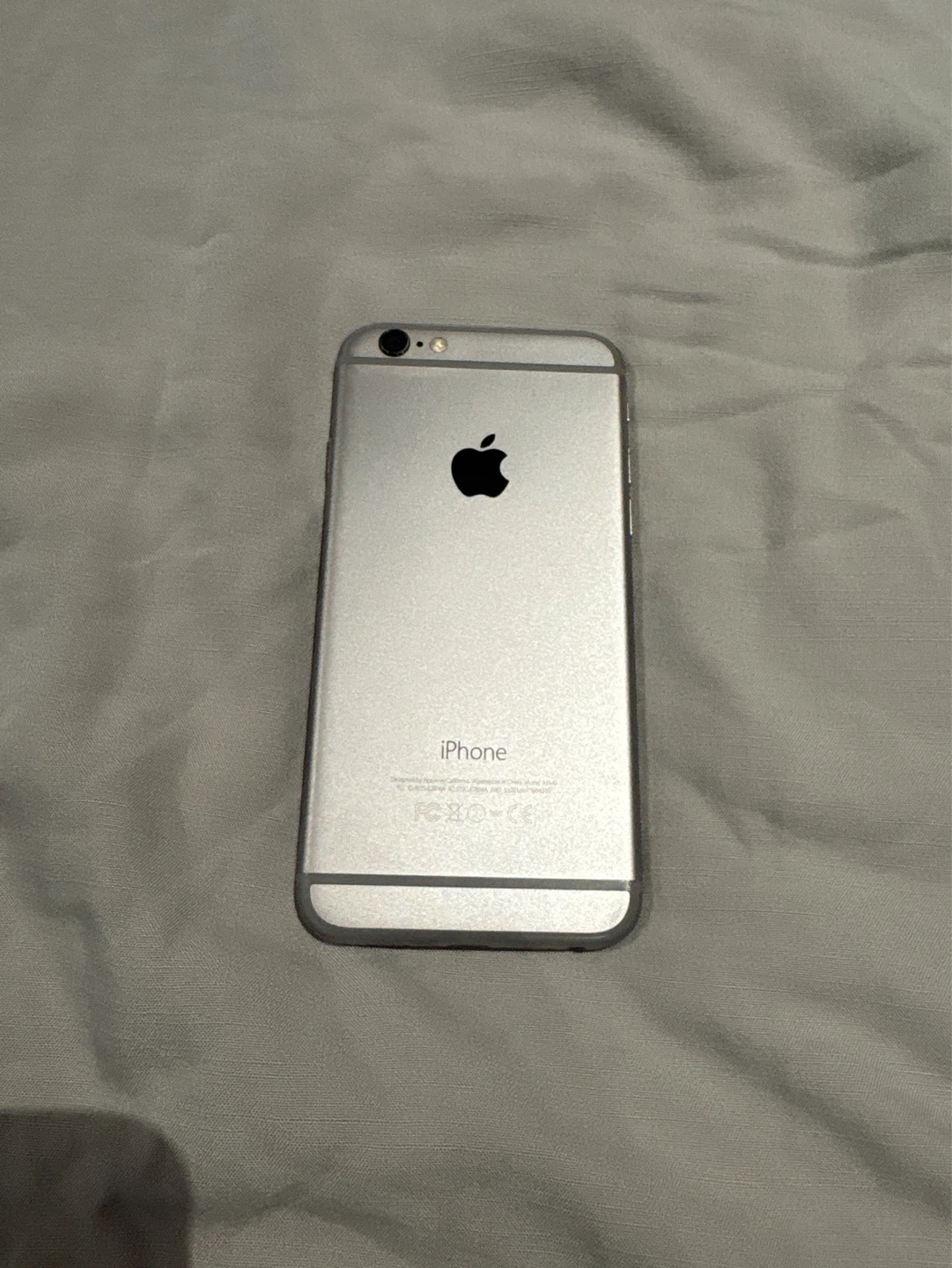 Apple iPhone 6S