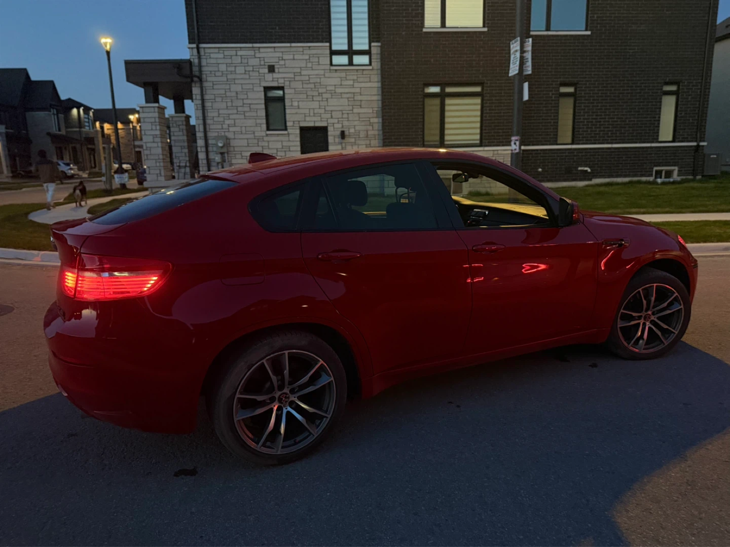 Red BMW X6 M Competition - photo 3