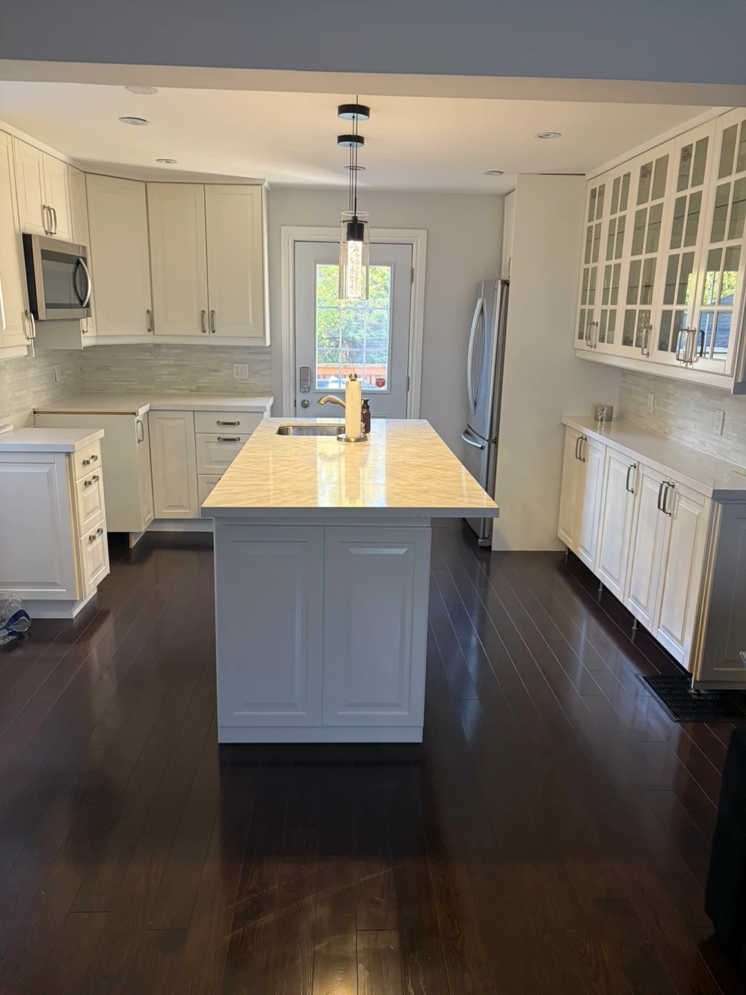 White Kitchen Island with Sink and Dishwasher - photo 5