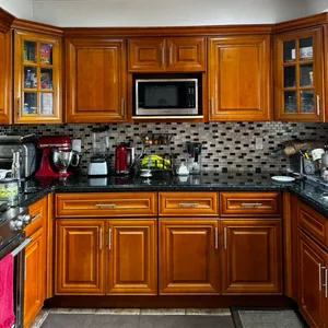 Solid wood kitchen cabinet set, countertop & appliances