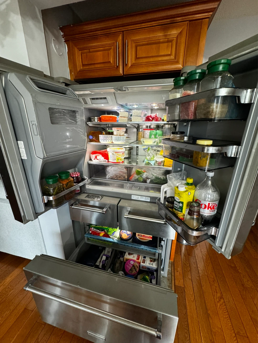Solid wood kitchen cabinet set, countertop & appliances - photo 4