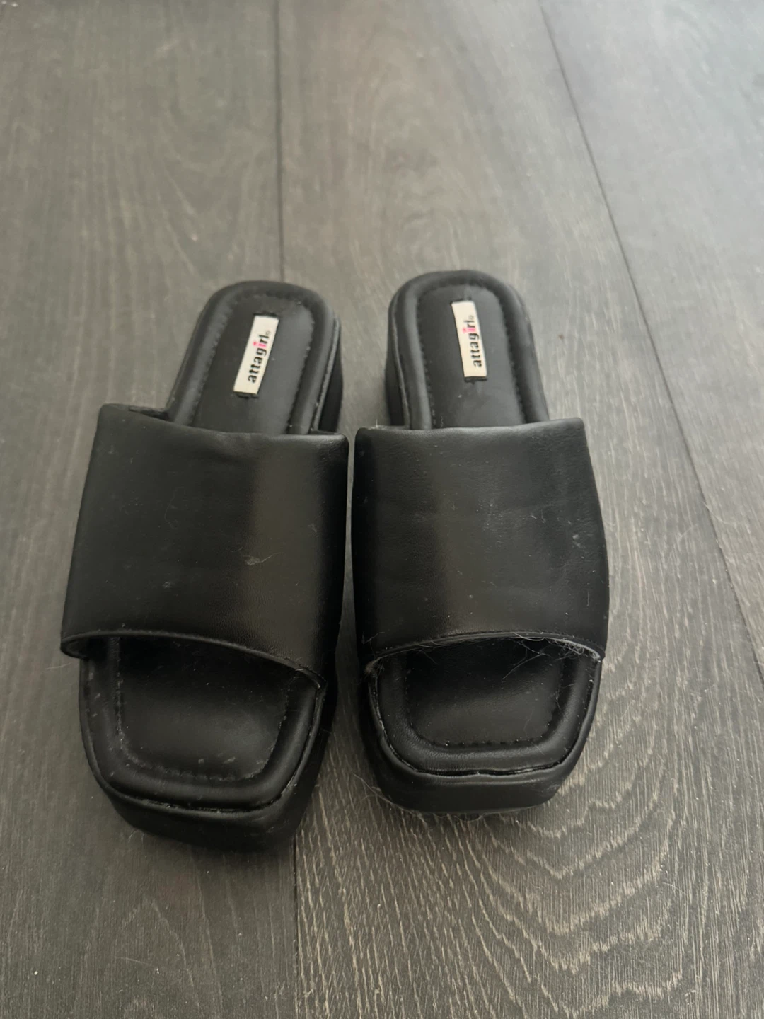 Attagirl Platform Sandals (US 7 Women)