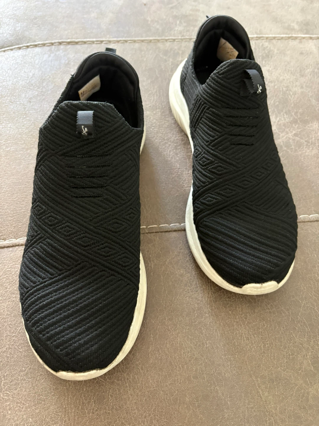 Skechers Black Slip-On Shoes - photo 4