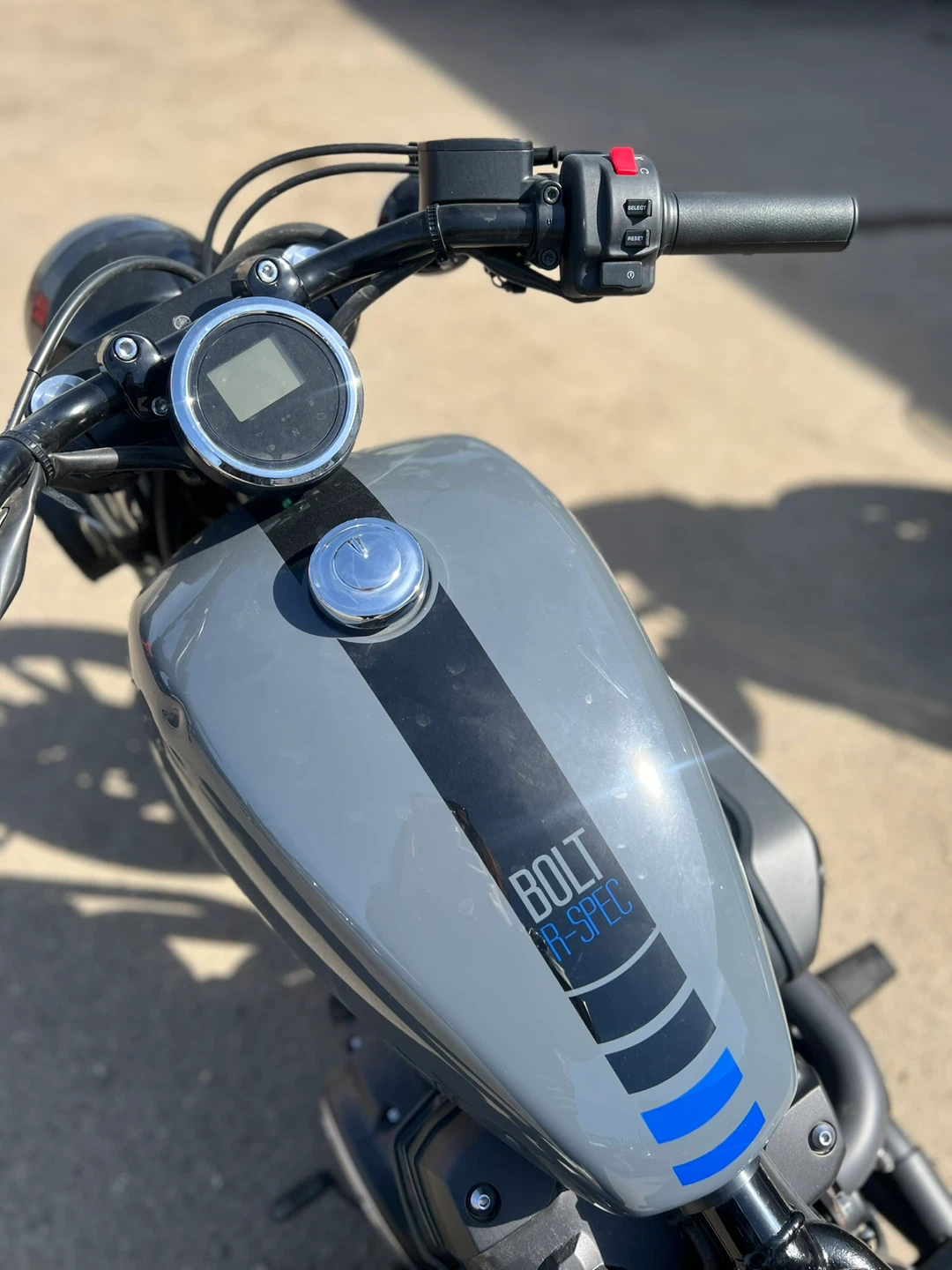 2023 Yamaha Bolt R-Spec Motorcycle - photo 5