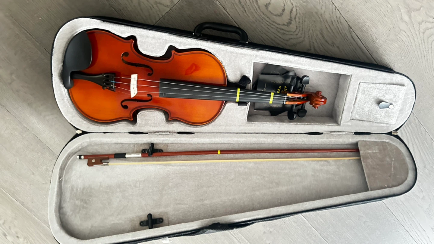 Glory Violin with Bow and Case