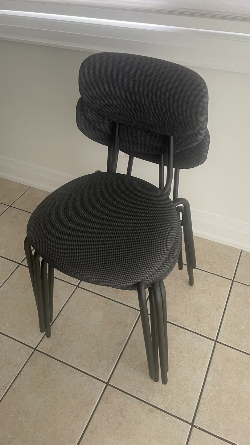 Black Dining Table with 4 Chairs - photo 3