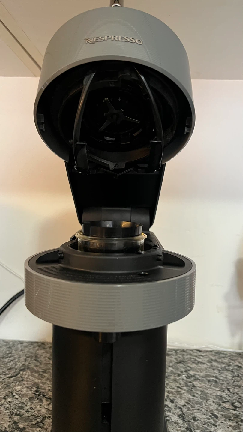 Nespresso VertuoPlus Coffee Machine - photo 4